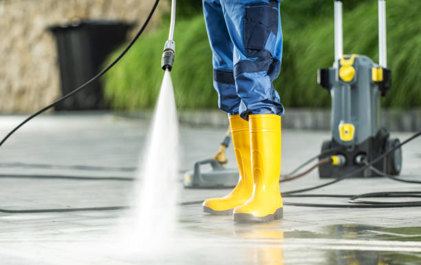 Best Pressure Washing Services for Businesses  in Farmington, IL